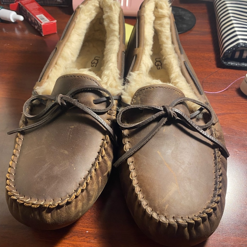 SOLD UGG Men's Tan Leather Loafers with Shearling Lining
